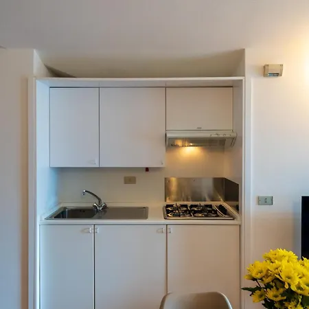 Stunning Apartment- Terrace And Swimming Pool Apartamento Bellano