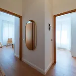 Stunning Apartment- Terrace And Swimming Pool Appartement