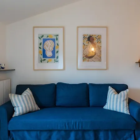 Stunning Apartment- Terrace And Swimming Pool Апартаменты Беллано