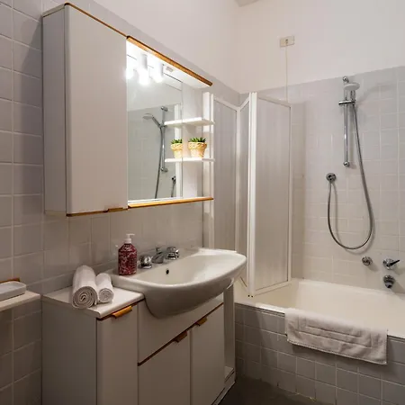 Stunning Apartment- Terrace And Swimming Pool Апартаменты